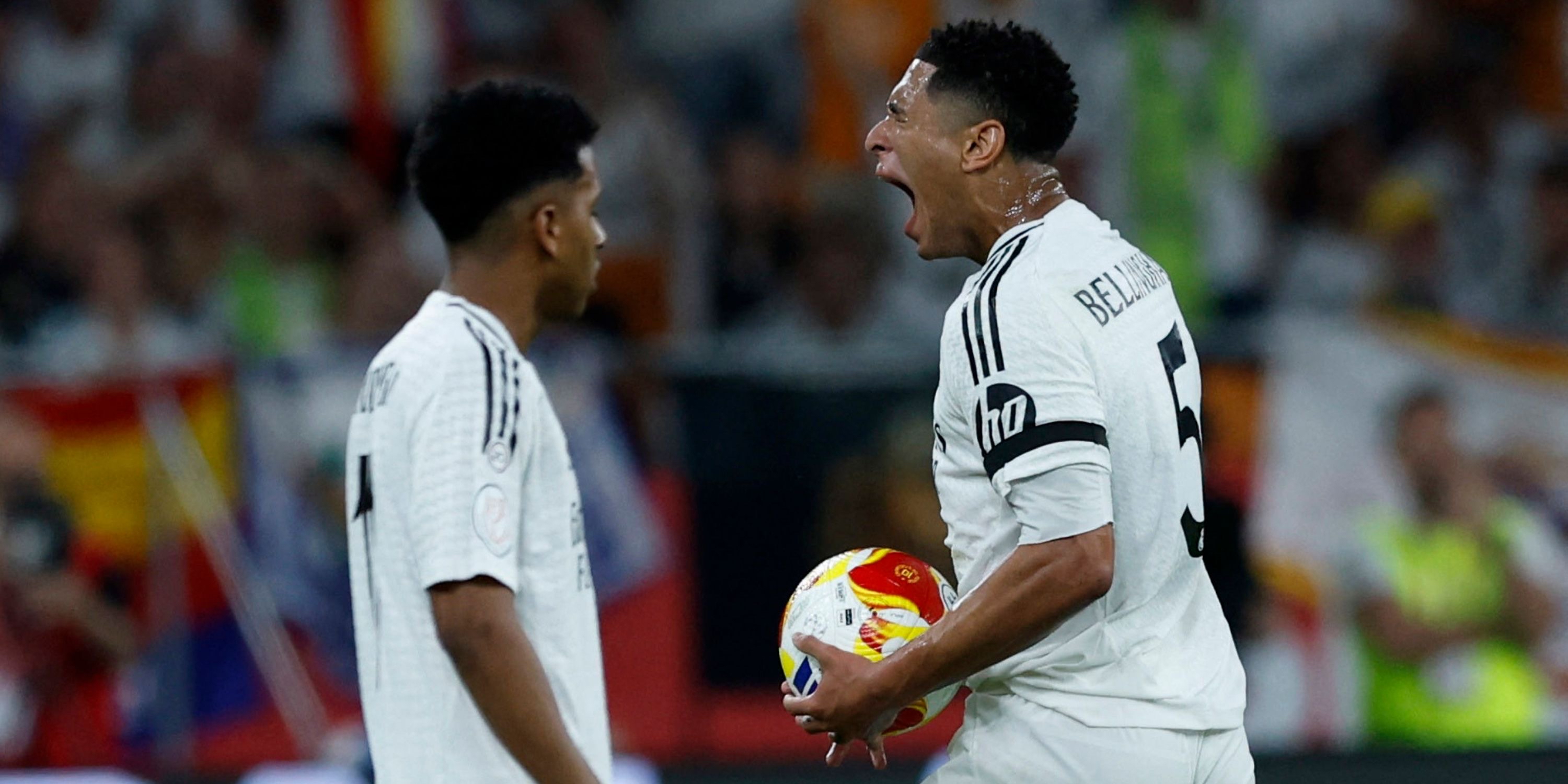 九游网页版 -今晚体能课后；巴黎圣日耳曼外线爆发备战国王杯；赛场秩序良好；训练强度明显提升的简单介绍