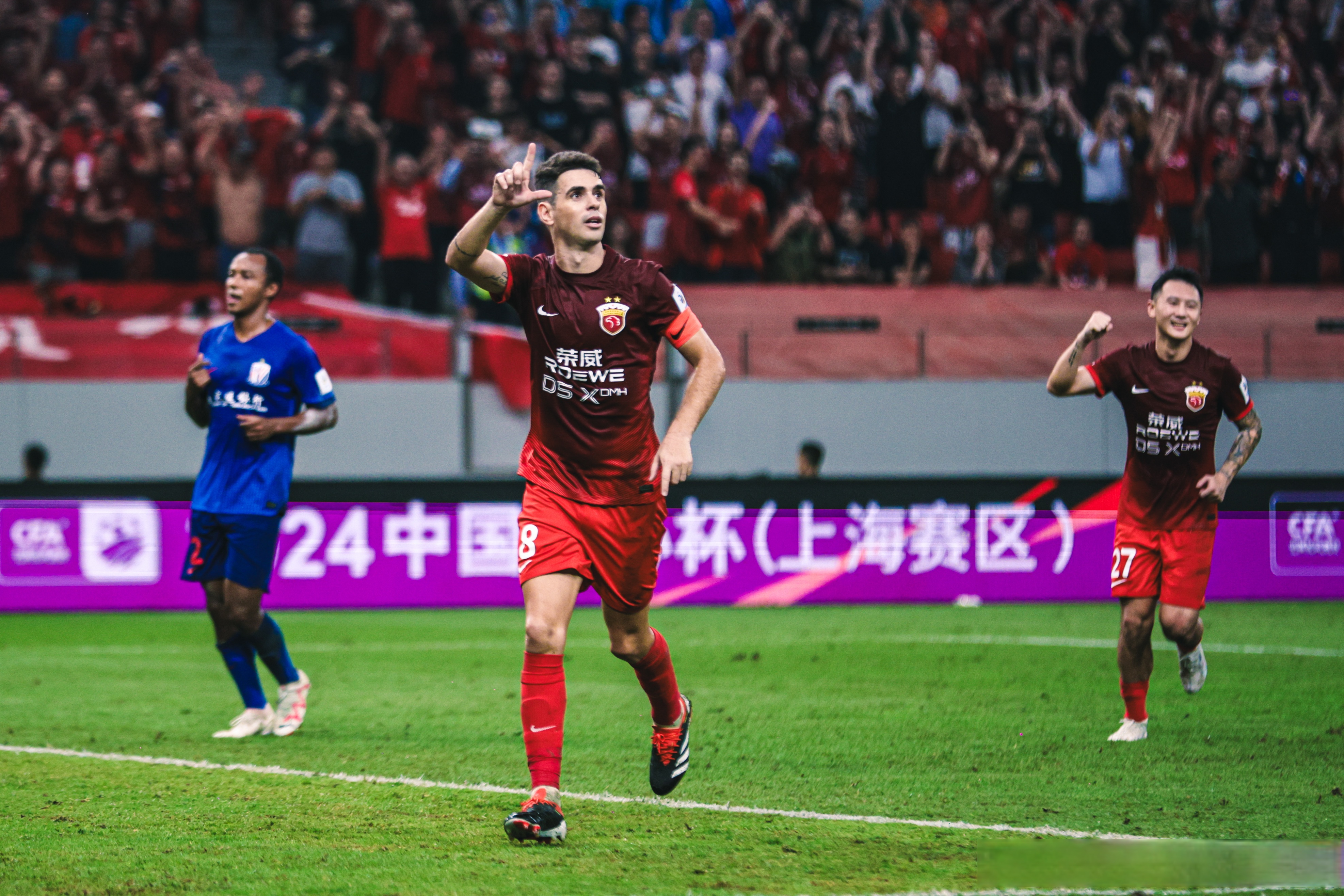 九游娱乐 -托特纳姆转会期防线松动，志在荷甲名次提升，媒体盛赞，高层口径保持一致(托特纳姆热刺比赛名单)